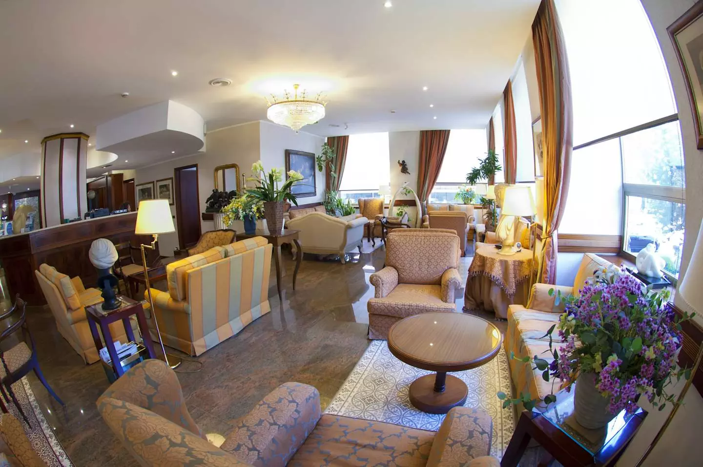 ✈ ITALIË | Milaan - Hotel Bristol Milano 4*, 2 nachten - Stadscentrum