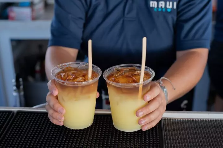 From Ma'alaea Harbor: Sunset Dinner Cruise Aboard the Quicksilver