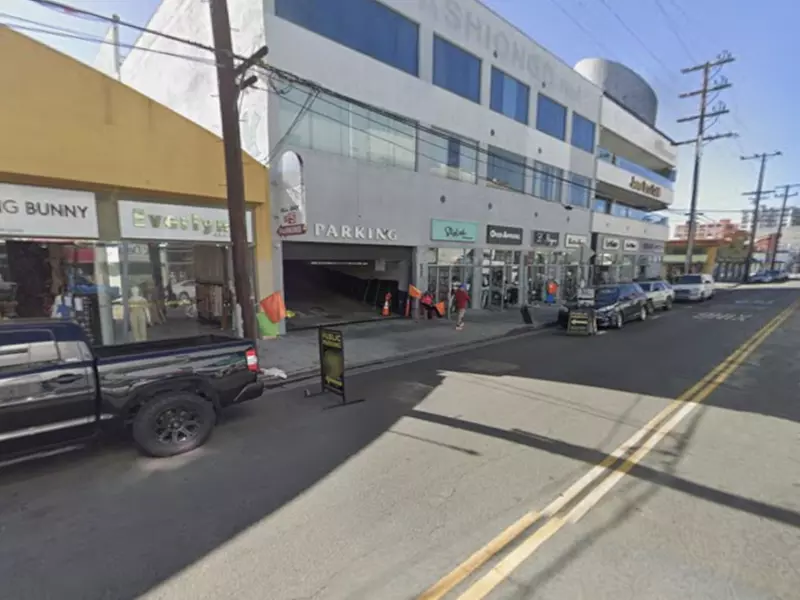 Parking at 726 E. 12th St. Lot - Second Medium