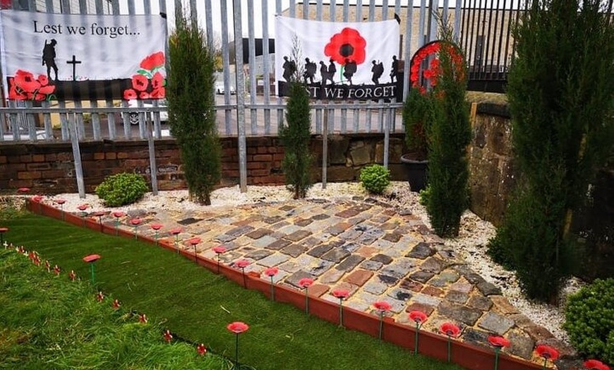 Image 6: Southern Necropolis Tour with the Happy Reaper