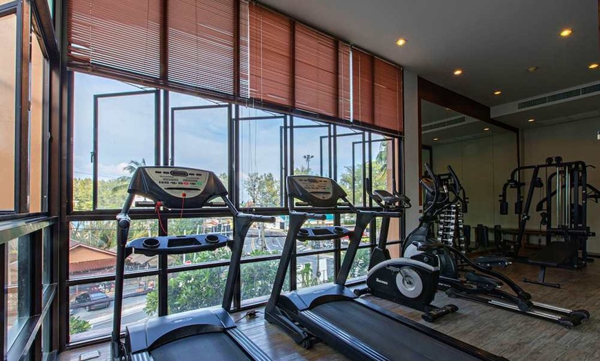 Image 11: ✈ SOUTHERN THAILAND | Phuket - Rawai Palm Beach Resort 4*, 5 nights...