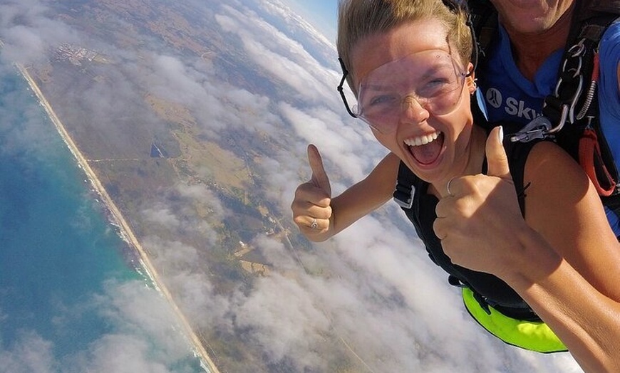 Image 11: Byron Bay: Tandem Skydive Experience
