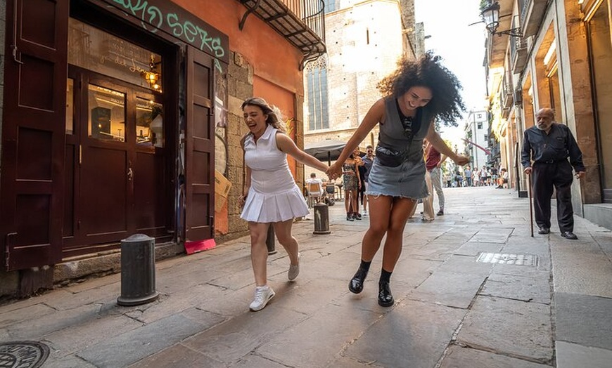 Image 7: Barcelona Marvels : Una visita guiada a pie por los puntos más dest...