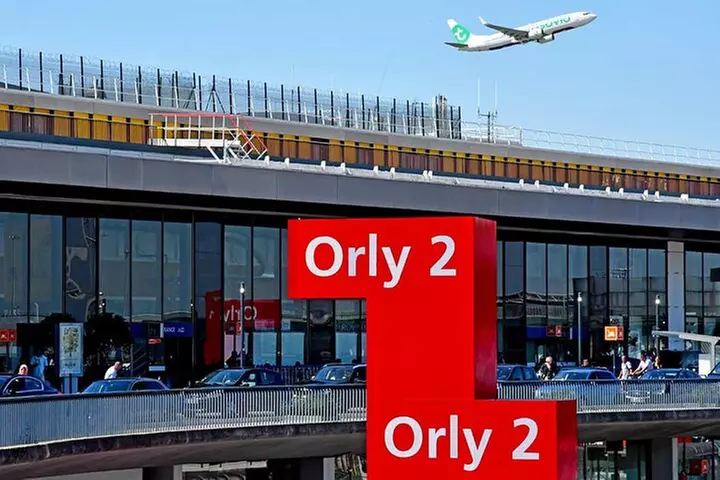 Transfert Privé Aller simple Orly ORY Vers Disneyland Paris - Primary Image