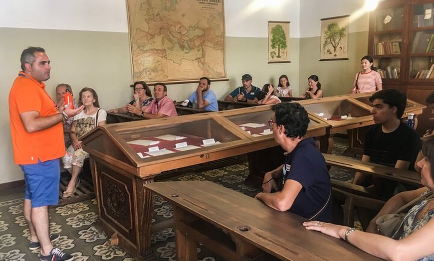 Image 18: Tour Por Baeza con Entrada a la Catedral