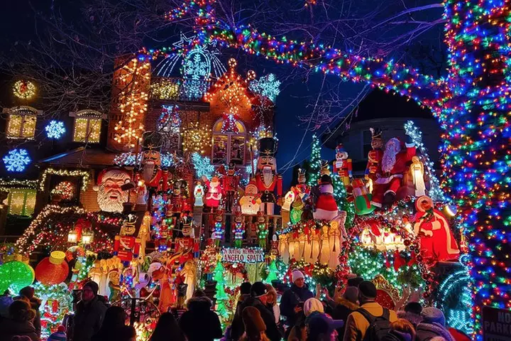 Dyker Heights Christmas Lights Guided Tour - Primary Image