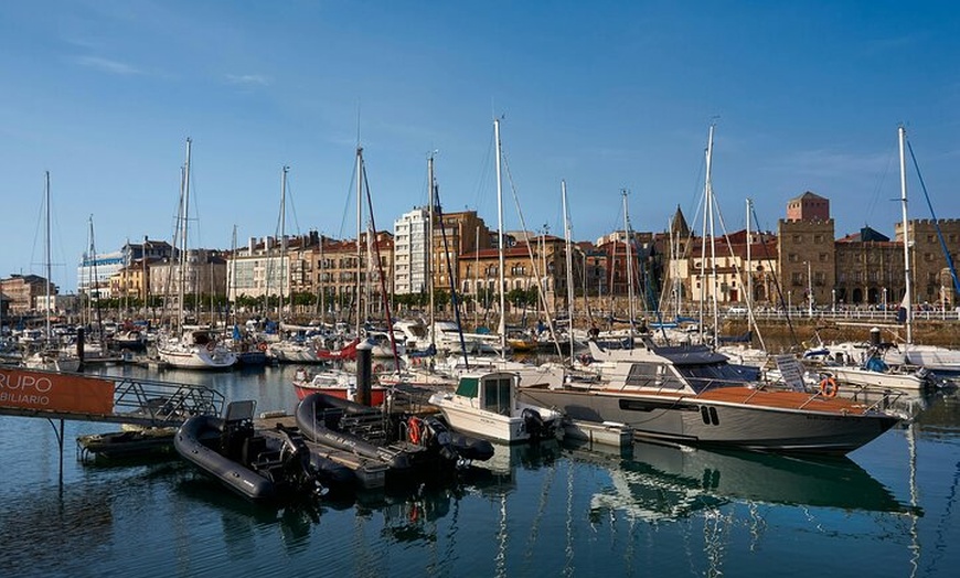 Image 2: Gijón y la Laboral tour desde Oviedo