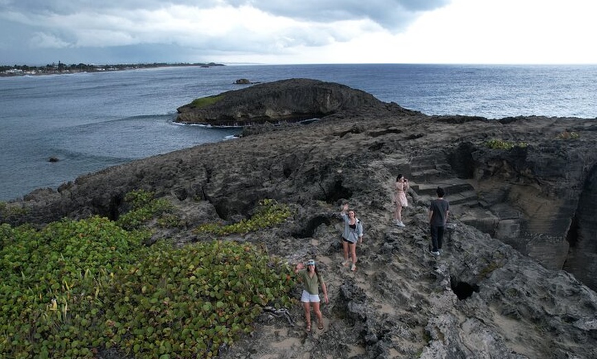 Image 3: Caves Coastlines and Beach; Cueva del Indio, Arecibo Adventure