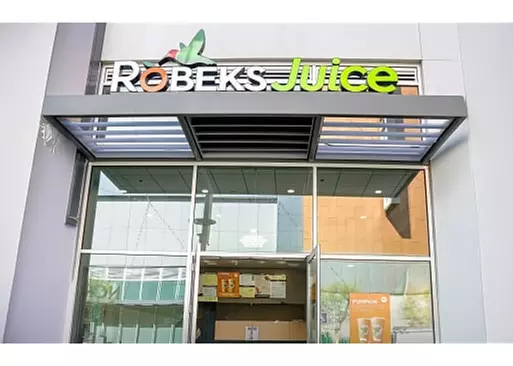 5% Cash Back at Robeks Fresh Juices - Doral