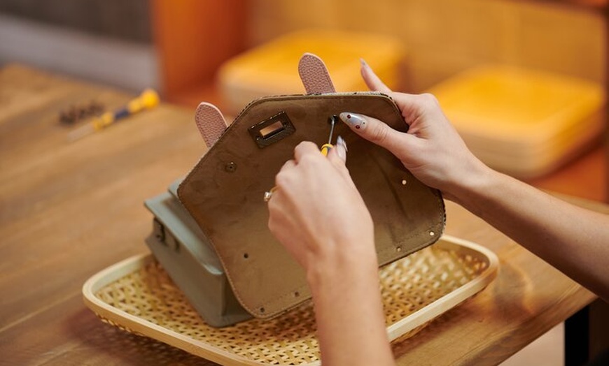 Image 6: Islander Harris Tweed Mini Satchel Workshop