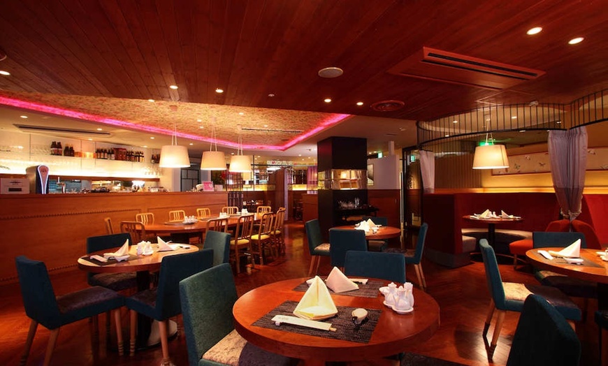 Image 12: ✈ JAPAN | Osaka - Erlebnisreise Osaka – Kyoto – Nara 3*, 6 Nächte -...