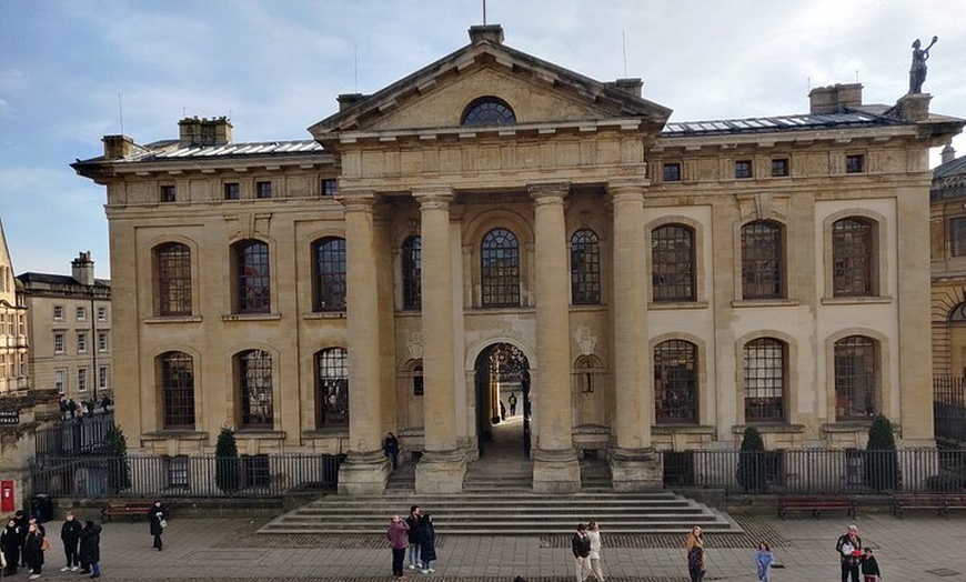 Image 6: Guided walking tour of Oxford; Discover Civil War History