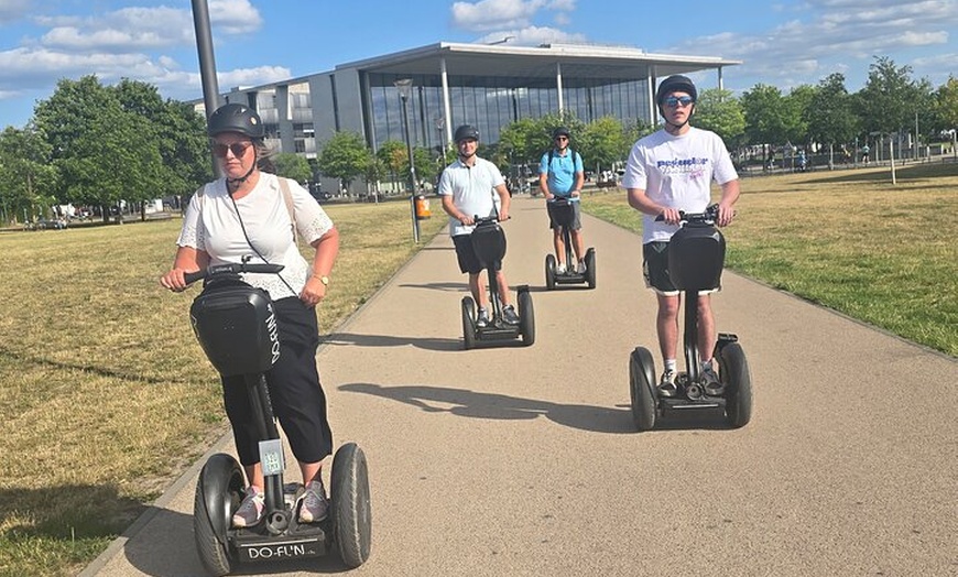 Image 8: Berlin 3 Stündige VIP Segway Tour Ost küsst West + Berliner Guide