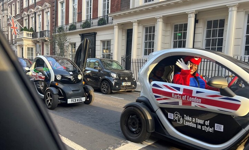 Image 8: The Ultimate Driving Tour, Karting around the Sights of London