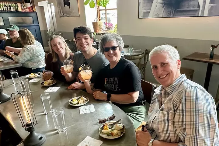 Newport Neighborhood Food Tour