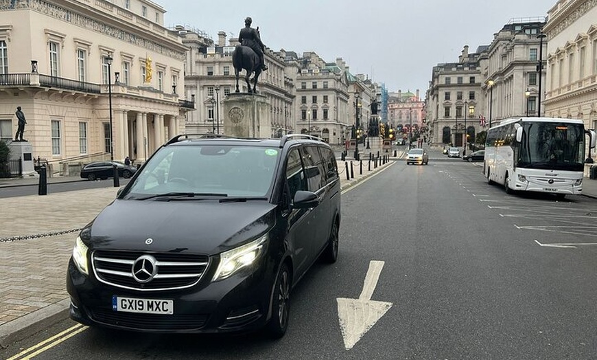 Image 12: London to Southampton Cruise Port - Shuttle Transfer