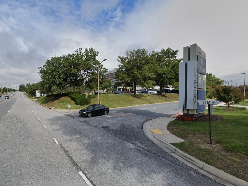 Parking at Hilton BWI Lot