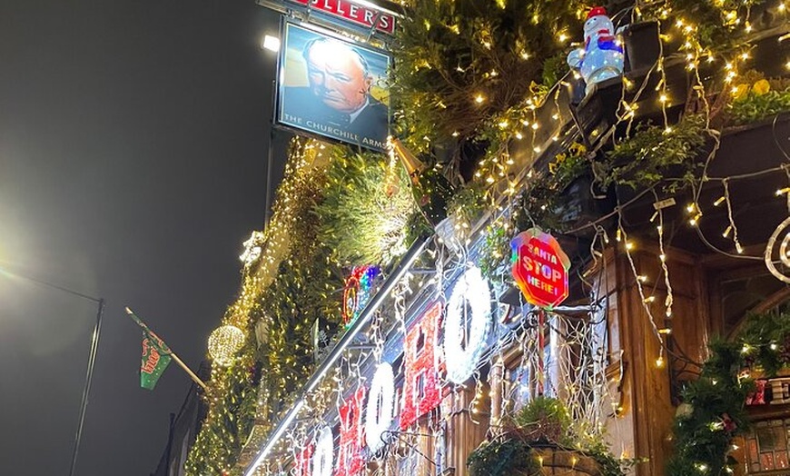 Image 8: Private London Pub Tour in Iconic London Taxi