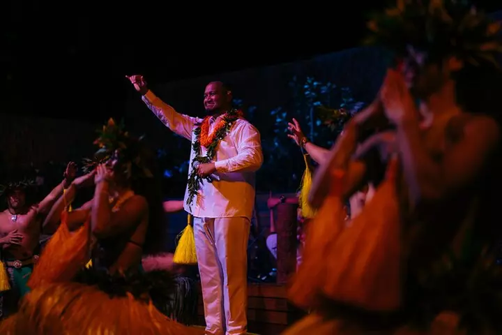 Paina Waikiki Luau at Waikiki Beach Marriott
