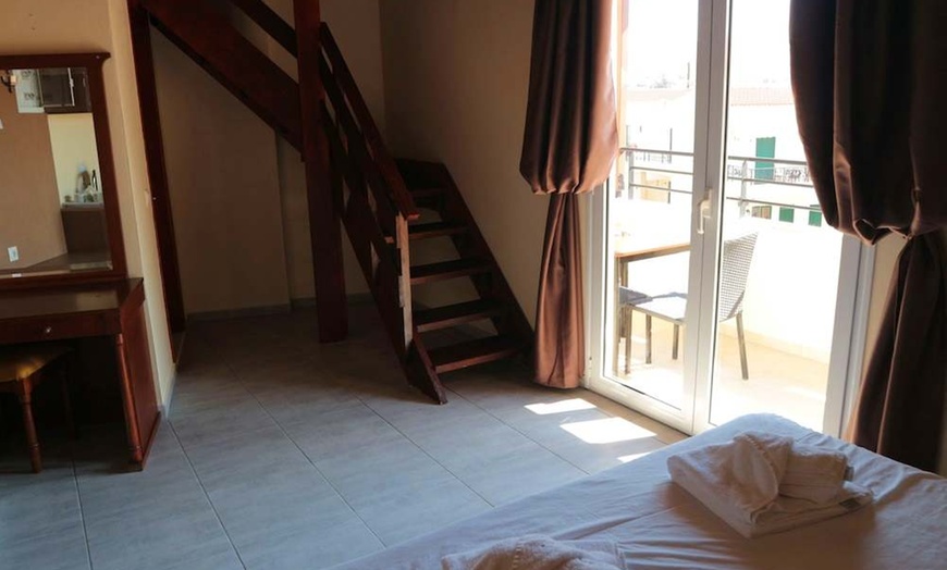 Image 18: ✈ KRETA | Kato Gouves - Diogenis Blue Palace Hotel 4* - Odkryty basen