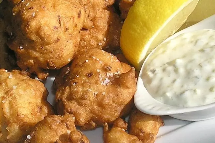 Chatham Bites and Sights Walking Guided Food Tasting Tour