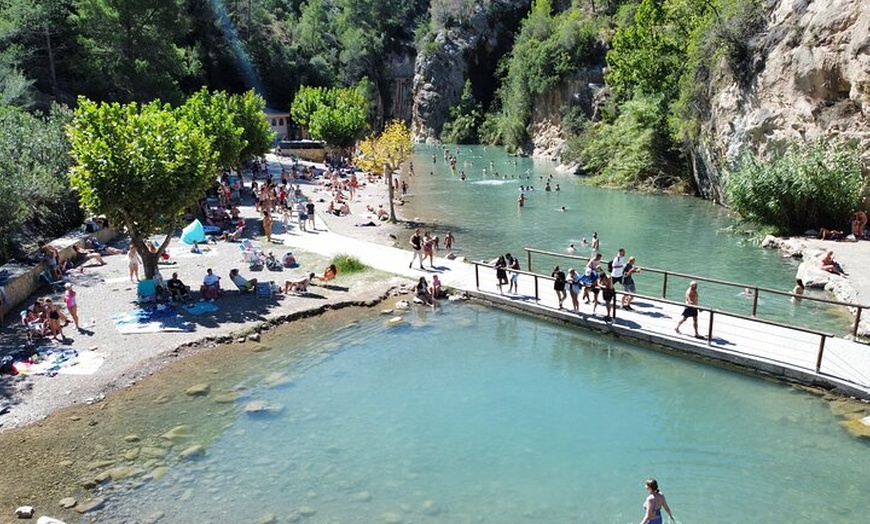 Image 9: Valencia Tour Aguas Termales Montanejos y Cascada De la Novia