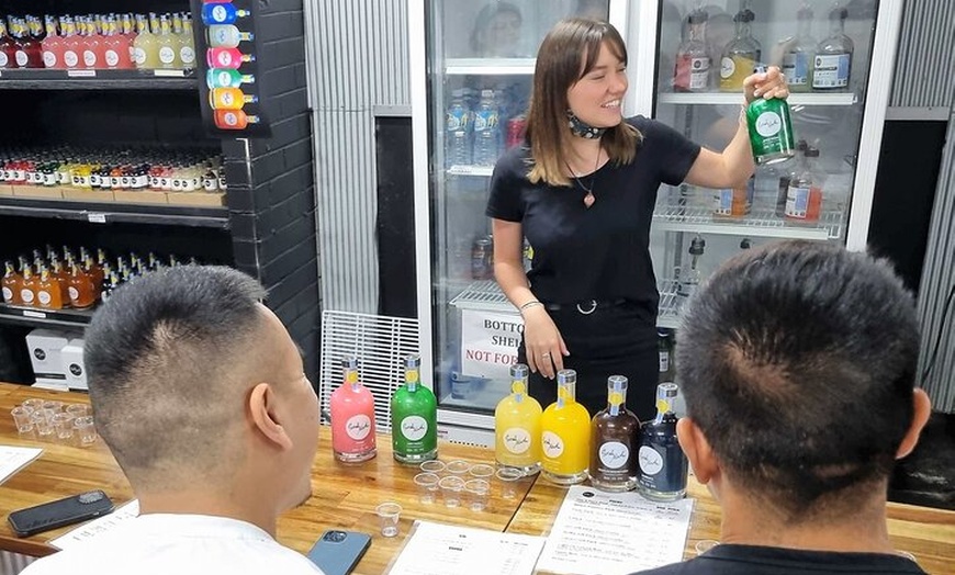 Image 9: Small Group Hunter Valley Wine Tour + Lunch, Gin & Choc ex Sydney