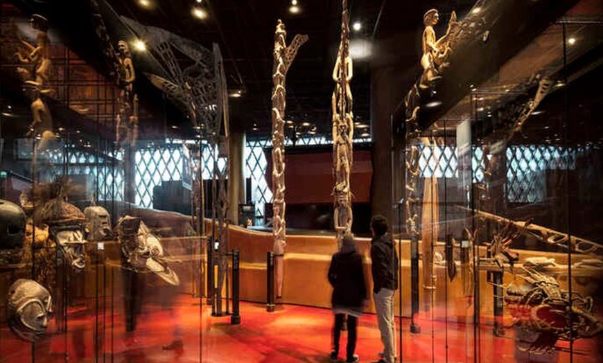 Image 30: Musée du Quai Branly et shopping à Beaugrenelle Paris