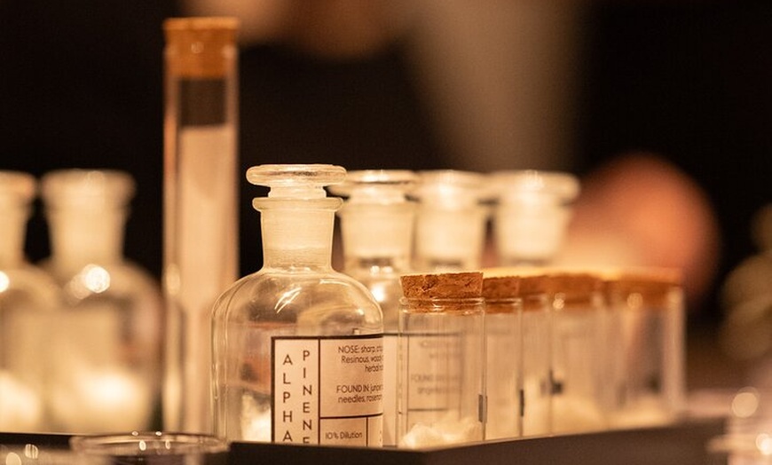 Image 2: Edinburgh Gin Aroma Alchemy Gin Tasting Masterclass