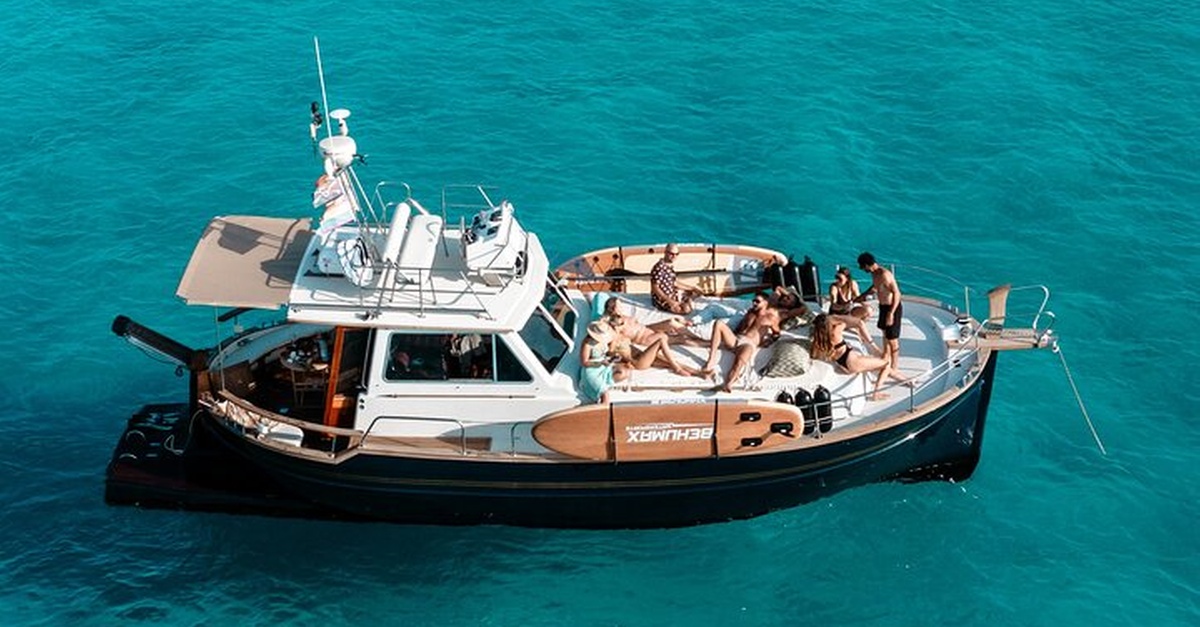 Charter privado en llaüt balear de 6 horas en Palma de Mallorca