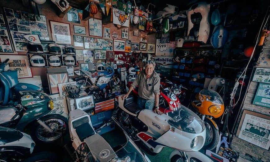 Image 3: Explorez le Beaujolais lors d'une visite privée d'une demi-journée ...