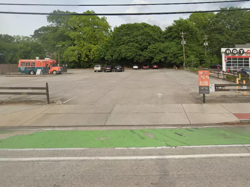 Parking at 327 Moreland Ave. NE. Lot