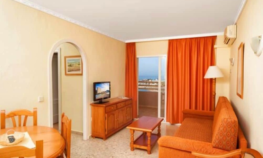 Image 11: ✈ COSTA DEL SOL | Fuengirola - Apartamentos Turísticos Stella Maris...