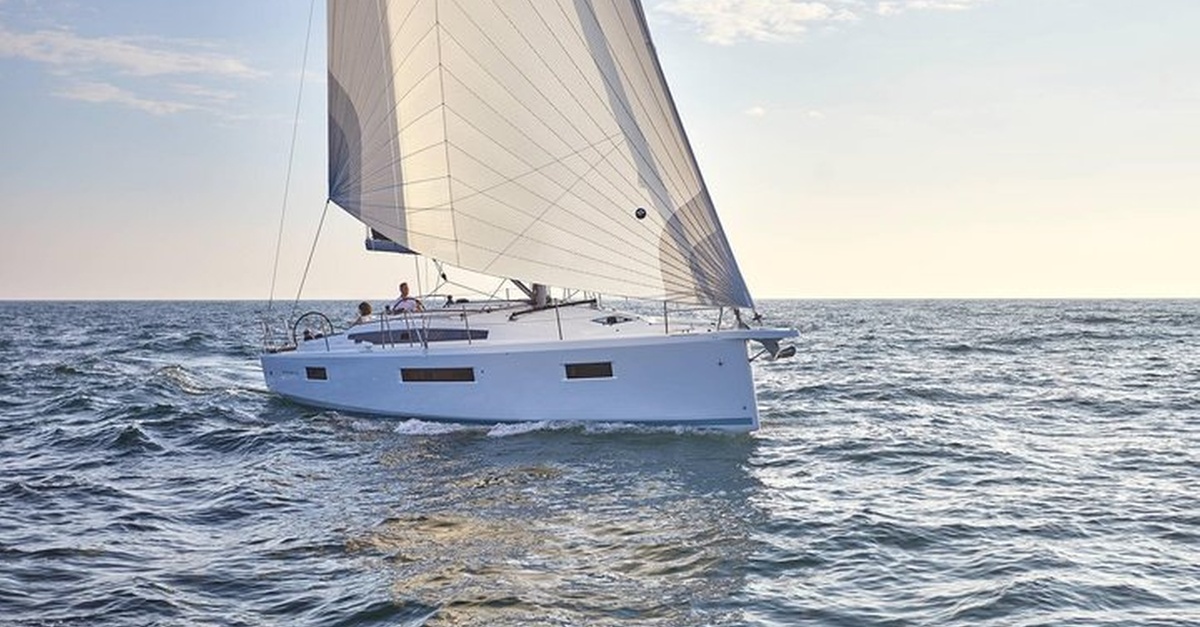 Tour privado en velero en Cabo de Gata, Almería