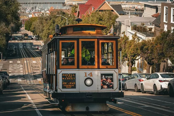 Track and Talk, San Francisco Cable Car Tour with Audio Guide