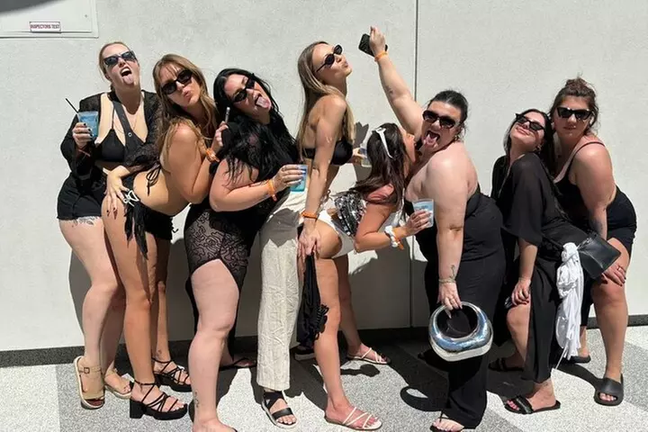 Skip the Line VIP Pool Party Tour in Vegas