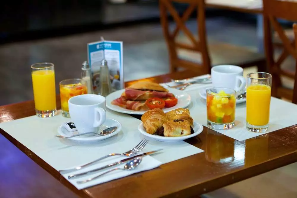 ✈ HISZPANIA | Madryt - Senator Barajas Hotel 4*, 2 nocy - City break