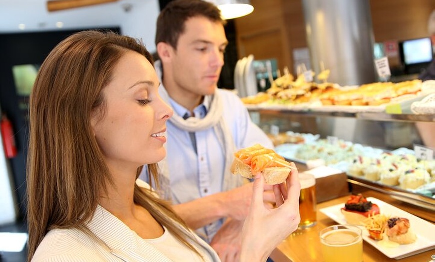 Image 10: Tour privado de comida y bebida gourmet - Barrio Gótico y Mercados