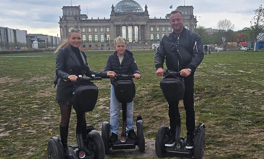 Image 8: Berlin : Einzigarte Segway Tour - Zeitreise durch die Hauptstadt