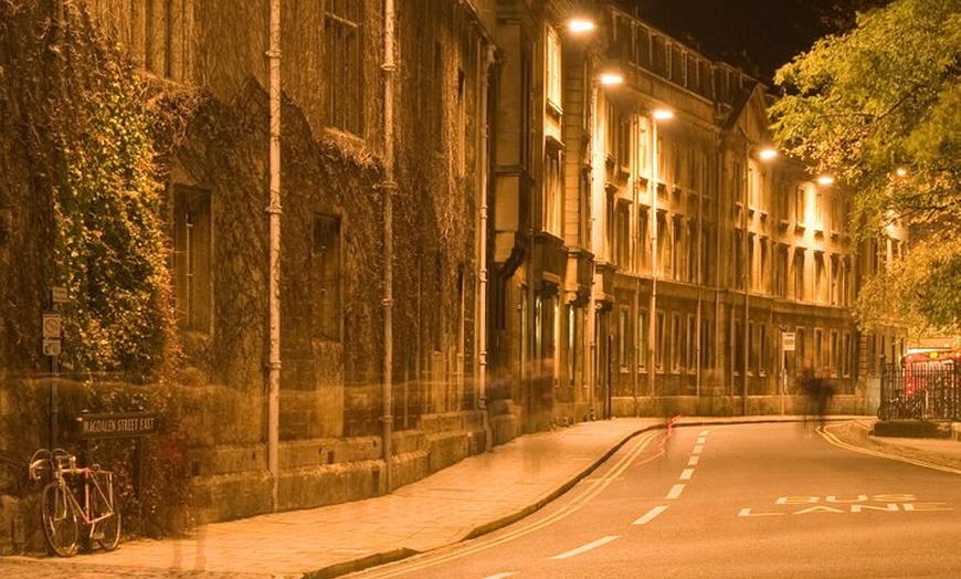 Image 7: Oxford Official Ghost Tour