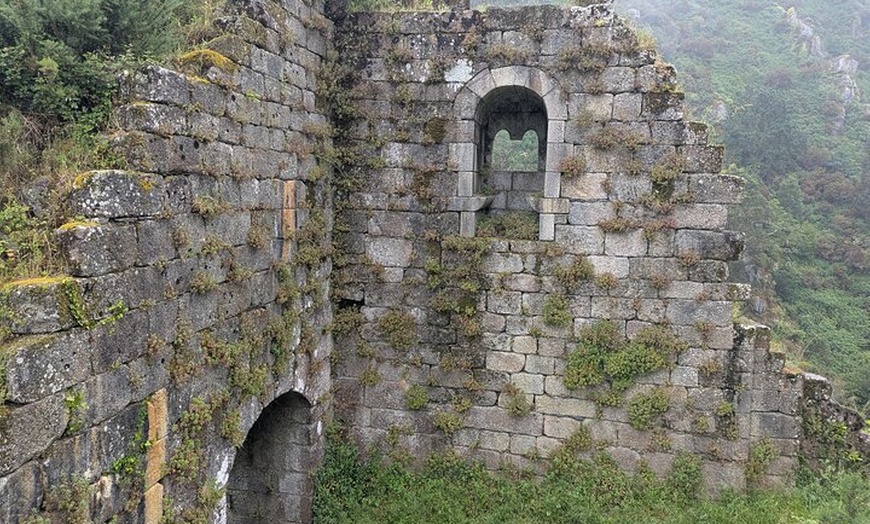 Image 12: Tour privado de un día con todo incluido por Galicia