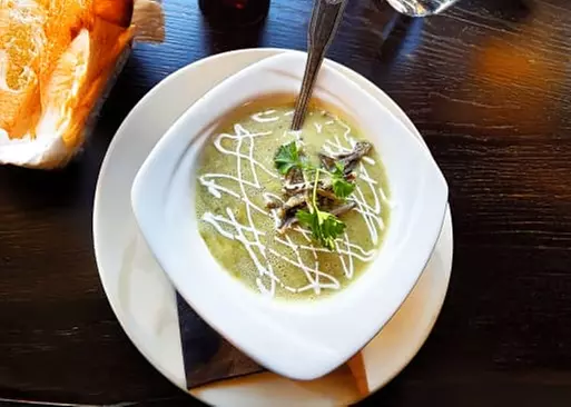 5% Cash Back at Relish Wine Bar & Grill