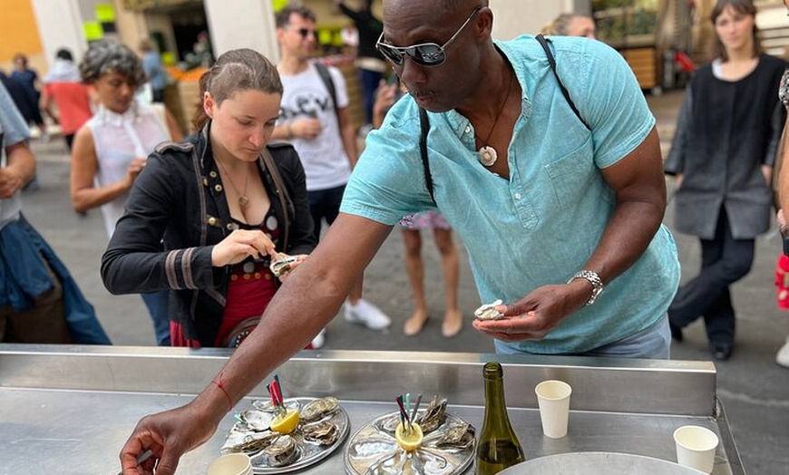Image 7: Nice Old Town & Local Markets Food Tour avec 9 + dégustations