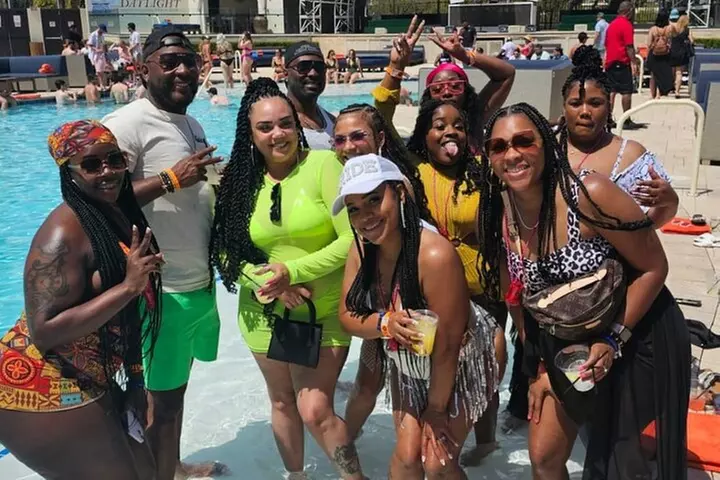 Skip the Line VIP Pool Party Tour in Vegas