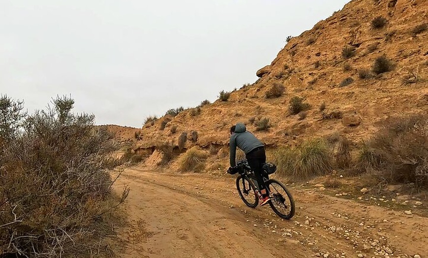 Image 6: Viaje a través de las tierras malas del desierto de Gorafe