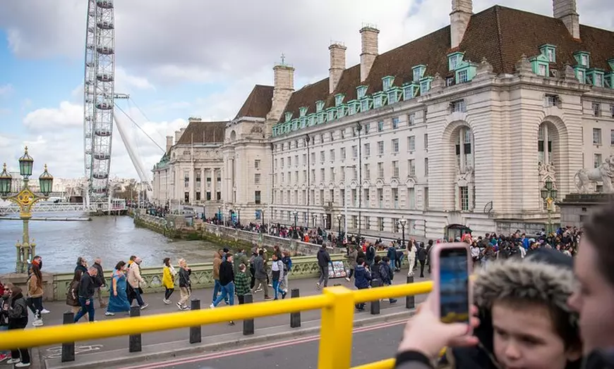 Image 15: London Tootbus Kids Tour with Bespoke Live Guided Commentary