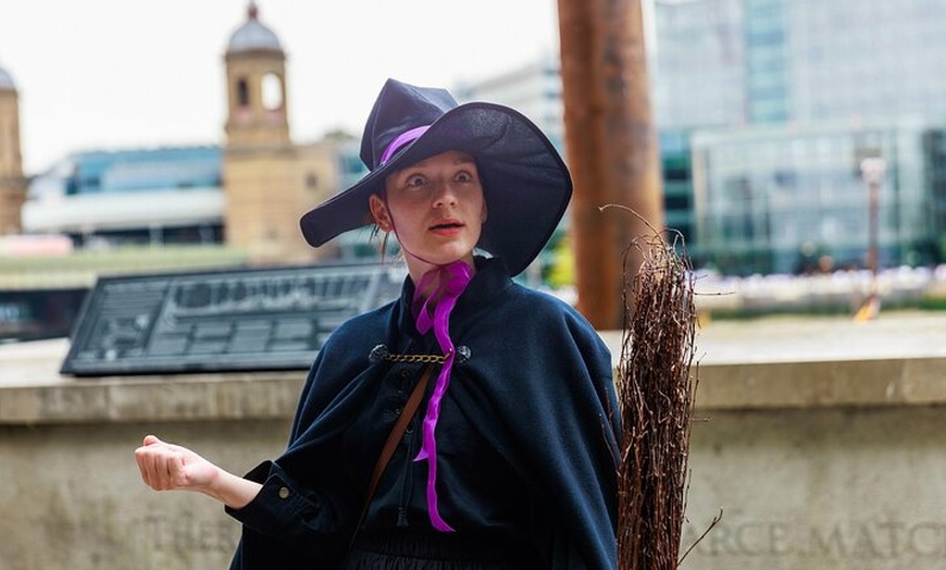 Image 4: London Witches and History Walking Tour
