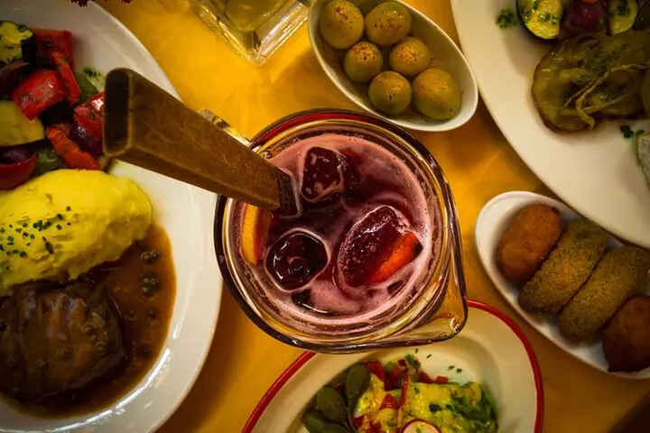 Noche Flamenca en Tablao de Carmen con Menú Degustación o Cena