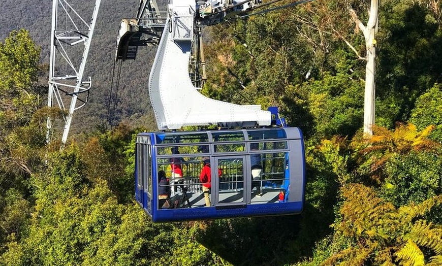 Image 9: Blue Mountain Tour with Hop on and Hop Off Bus