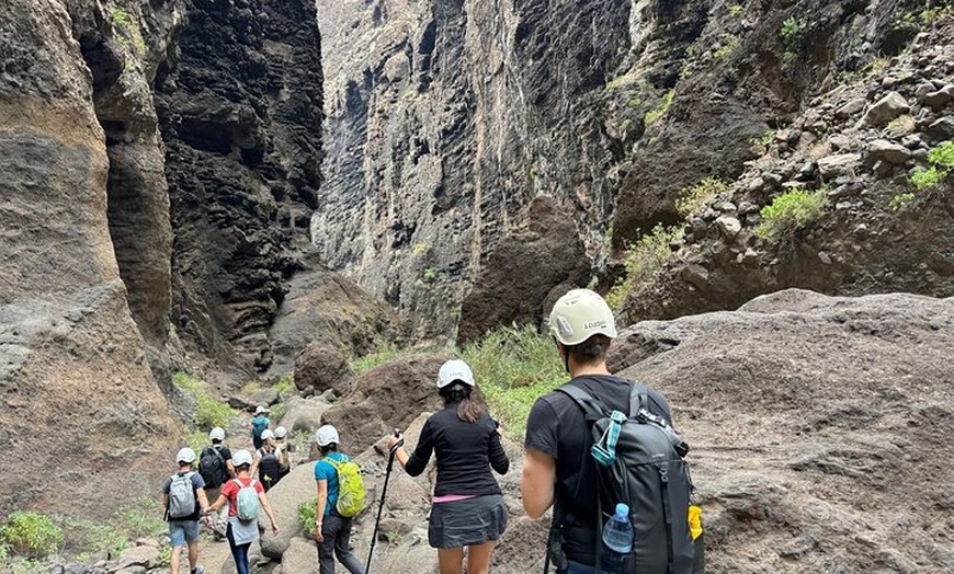 Image 2: Barranco de Masca: Descenso y paseo en barco